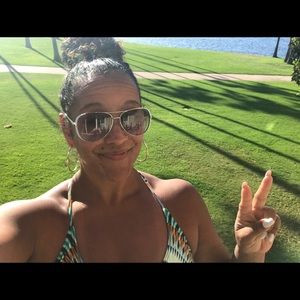 Meet your Posher, Rebekah